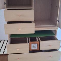 子供用タンスの画像