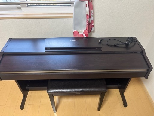 YAMAHA 電子ピアノ