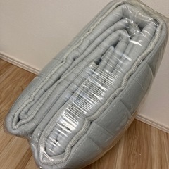 新品　キルトラグ　カーペットの画像