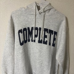 パーカーです！