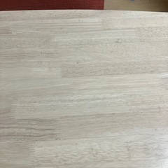 ニトリ　ロータイプリビングダイニングテーブルの画像