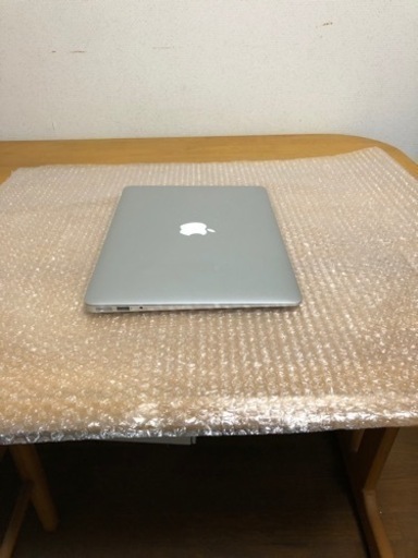 MacBook Air 11インチ ①