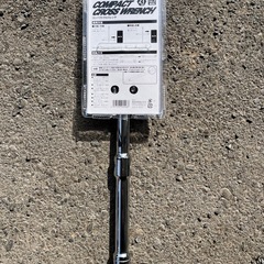 車のナットを閉めるの画像