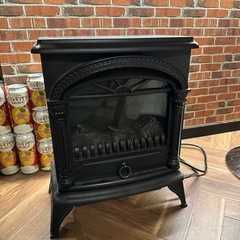 暖炉型ヒーター(ニトリ)の画像