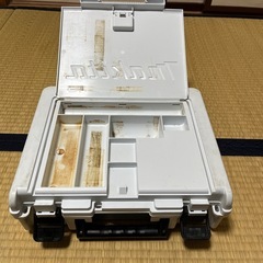 マキタ14.4vホワイト
箱の画像