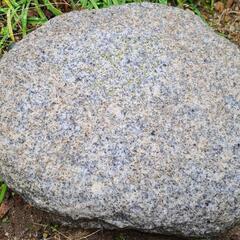 ★ 飛び石(ストップストーン)・踏石・庭石・ 景石 ・飾り石　２組１対
の画像