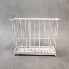 キッチンの引き出し　菜箸やタナー、お玉などを立てて収納　ラップな...