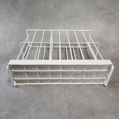 キッチンの引き出し　菜箸やタナー、お玉などを立てて収納　ラップなどの収納や多目的に利用可能の画像