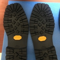 登山靴用純正ビブラムソール2足(4枚)の画像