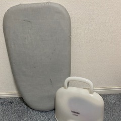 【取引中】TOSHIBA アイロン(アイロン代付き)の画像