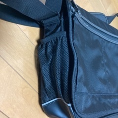 ★★新品同様！格安！使い勝手抜群！SCENEのショルダーバッグ！の画像
