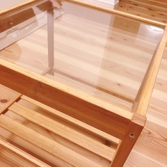 【ほぼ新品】IKEA NESNA ベッドサイドテーブルの画像