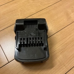 HITACHI 18v 3アンペアバッテリー　ジャンク品の画像