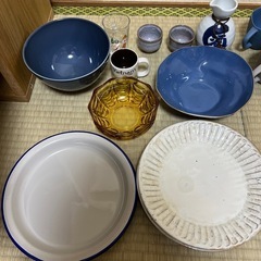食器の画像