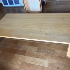 【取引中】しっかりした木製ローテーブル