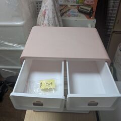 収納ケース4段の画像