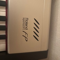 鍵盤楽器、電子ピアノ、チェア、スタンド3点セットの画像