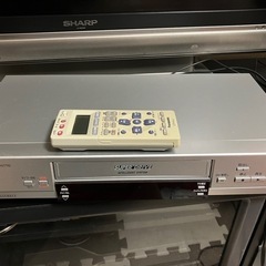 最終値下げ！VHSテープとデッキセットDEATH、BLACK METALビデオなどの画像