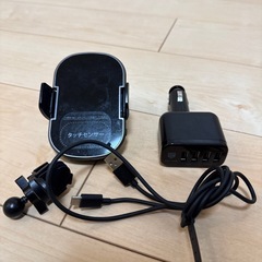 カーチャージャーとワイヤレス充電器のセット