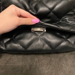 ショルダーバッグの画像