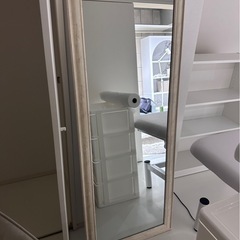姿見鏡の画像