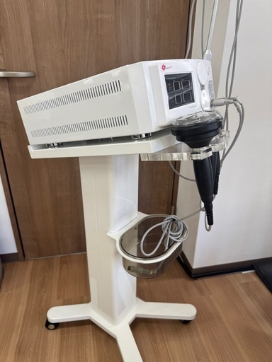 エステサロン御用達Cavi FRキャビフル　【定価1,800,000】