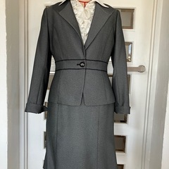 セレモニースーツ