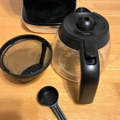 デロンギ　ドリップコーヒーメーカー（ICMI011J-W）