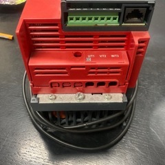 インバーター　変電気
