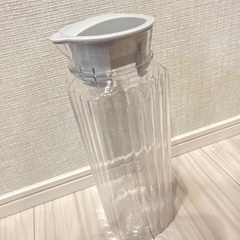 クリア　ピッチャー