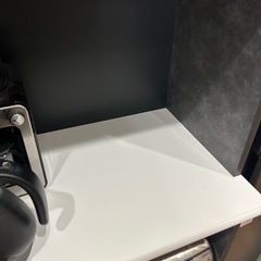 食器棚　キッチンボード　大理石の画像