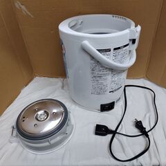 正常作動品　スチーム式加湿器　2018年製　象印マホービン/EE-RM50-WA 加湿器 EERM50WA　「広口内容器」「自動加湿３段階」「フィルター不要」　「チャイルドロック」「ふた開閉ロック」「転倒湯もれ防止構造」「チャイルドロック」「ふた開閉ロック」「転倒湯もれ防止構造」の画像