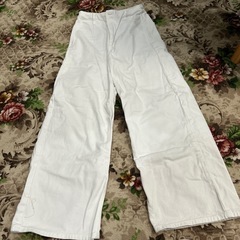 ZARA 2回着用 デニムパンツ
