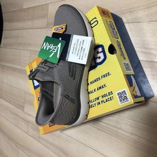 メンズ　　SKECHERS