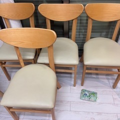 ダイニングチェア　4脚