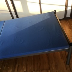 パイプベッドの画像