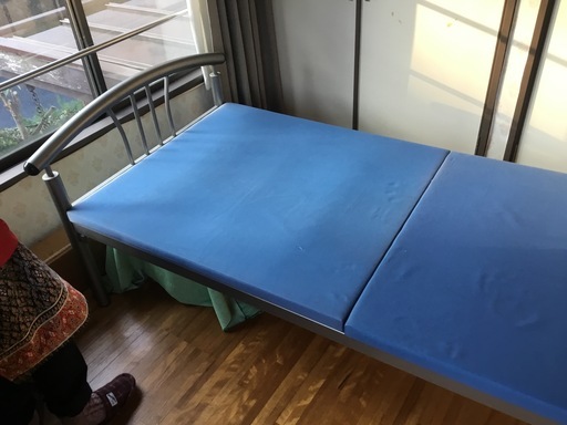 パイプベッド