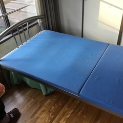 パイプベッド