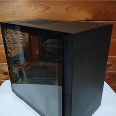 【中古美品】NZXT CA-H210B-B1　Mini ITX PCケース 　黒色　透明サイドパネルの画像