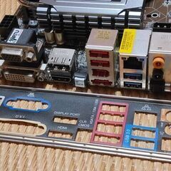 【中古動作確認品】ASRock Z68 Extreme4 Gen3　マザーボード Intel Core i7 2700K 3.50Ghz付の画像