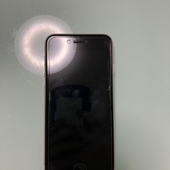 Apple iPhone SE3世代 64G スターライトの画像