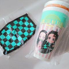 新品♬２点セット♥鬼滅の刃　BIGスナックカップと布マスク♬の画像