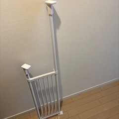 つっぱり棒ラックの画像