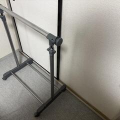 再出品します　パイプ式ハンガーラックの画像