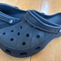 クロックスネイビー23センチの画像