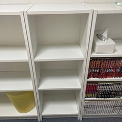 IKEAの棚の画像