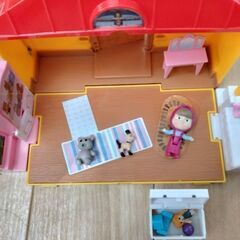 【女の子のおもちゃ】マーシャとくまのおうちの画像