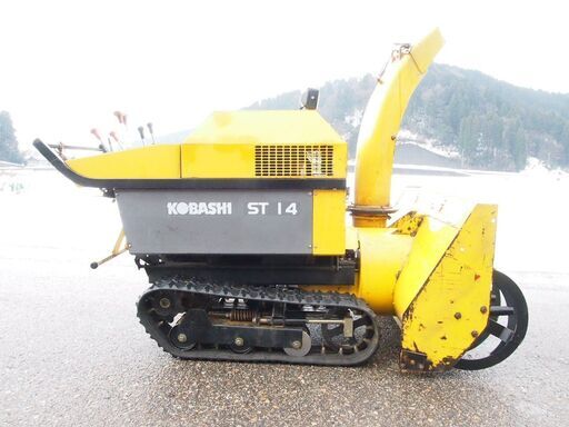 大型除雪機 14馬力即戦力！！ 実動富山、石川、金沢