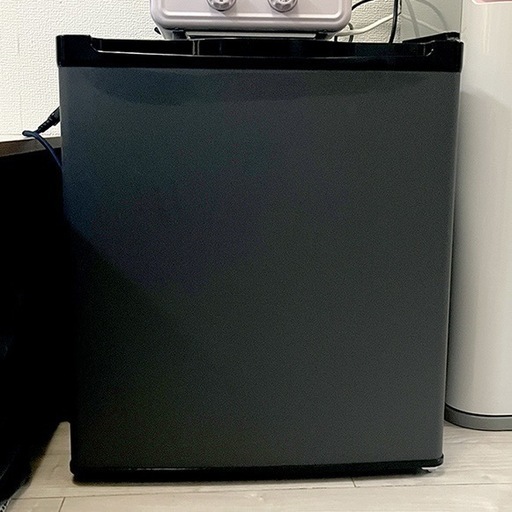 【美品・オマケ付】MAXZEN 省エネ 小型冷蔵庫