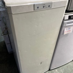 ☆現状品☆ミツビシ　冷凍庫　外装は傷だらけ